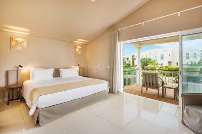 2104-367464-b952a8cbdbc2fd66601ce91bb265b9cce