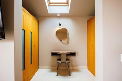 2104-367464-14d4e763c151089fe37f379b2f9be1ace