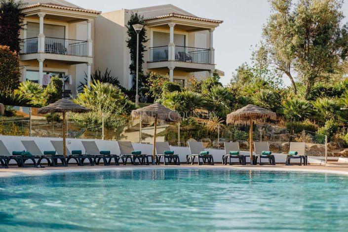 Image No.35-2 Bed Townhouse for sale