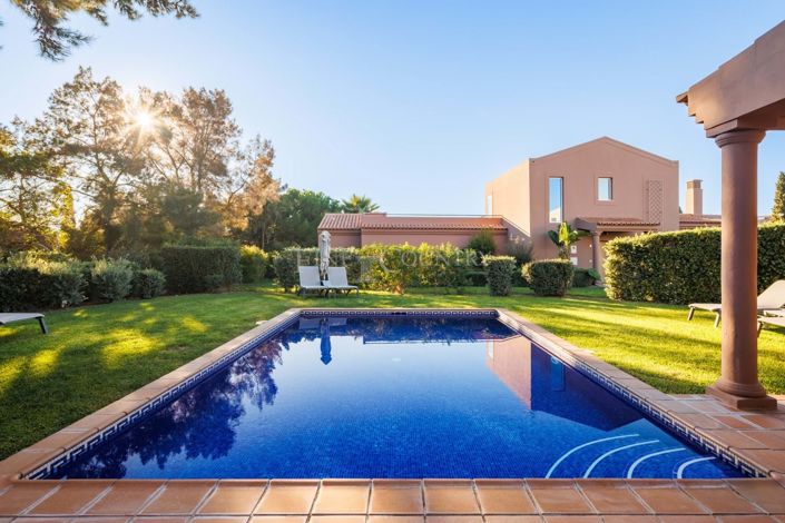 Image No.24-3 Bed Property for sale