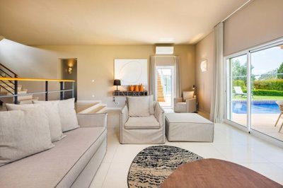 2104-338035-14d4e763c151089fe37f379b2f9be1ace