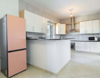 2104-367135-b952a8cbdbc2fd66601ce91bb265b9cce