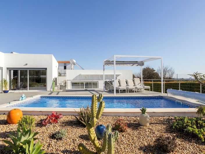 Image No.5-3 Bed Villa for sale