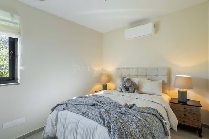 Image No.29-5 Bed Villa for sale