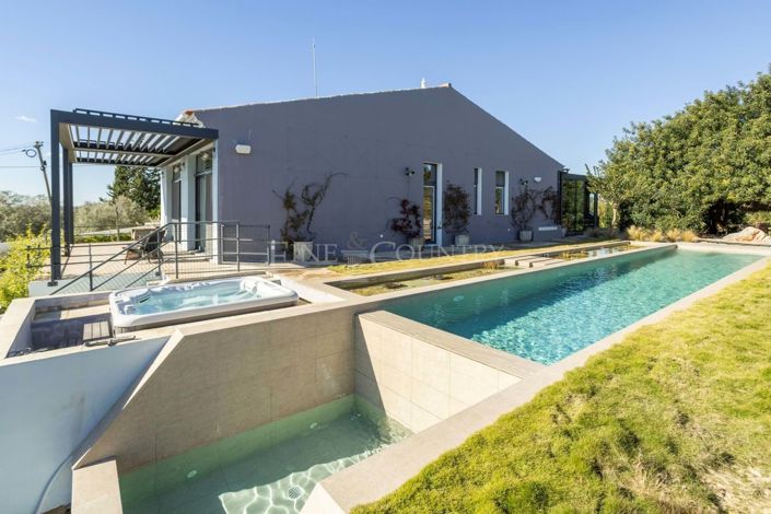 Image No.8-5 Bed Villa for sale