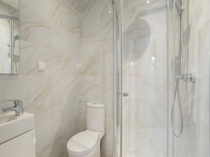 Image No.28-1 Bed Townhouse for sale