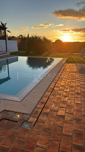 Image No.34-4 Bed Property for sale