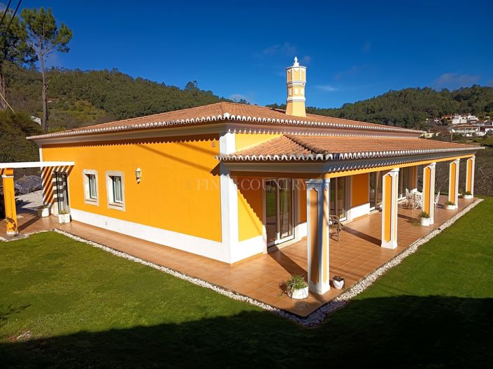 Image No.28-4 Bed Property for sale