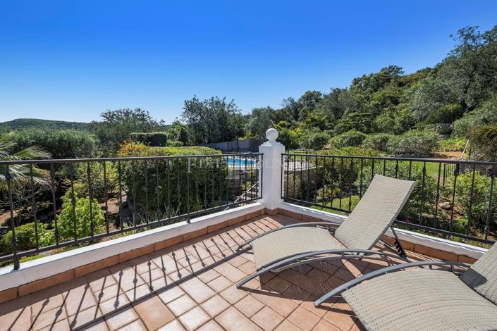 Image No.27-3 Bed Property for sale