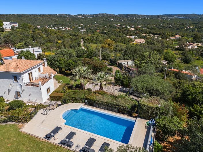 Image No.58-3 Bed Property for sale