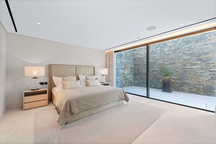 Image No.58-7 Bed Villa for sale