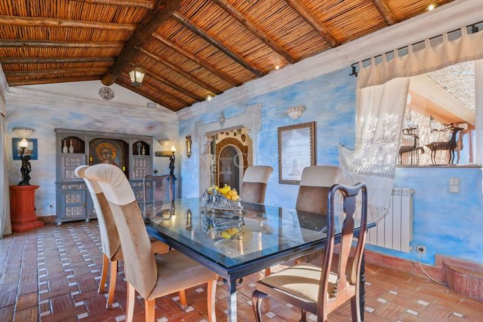 Image No.13-4 Bed Villa for sale