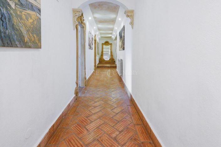 Image No.32-4 Bed Villa for sale