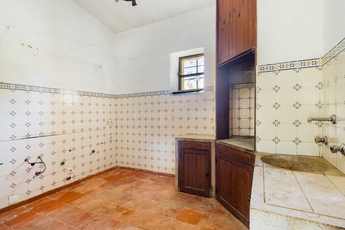 Image No.23-3 Bed Plot for sale