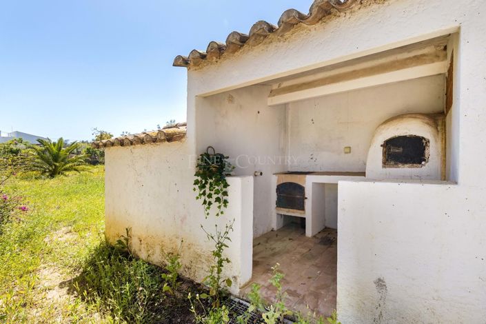 Image No.37-3 Bed Plot for sale