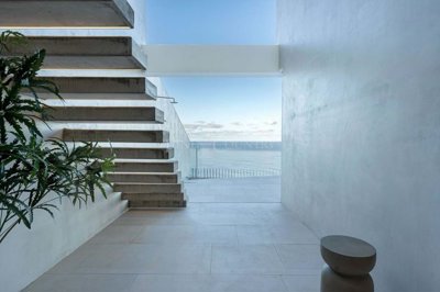 2104-352292-b952a8cbdbc2fd66601ce91bb265b9cce