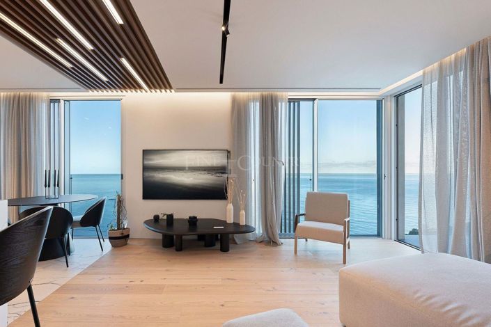 Image No.9-3 Bed Property for sale