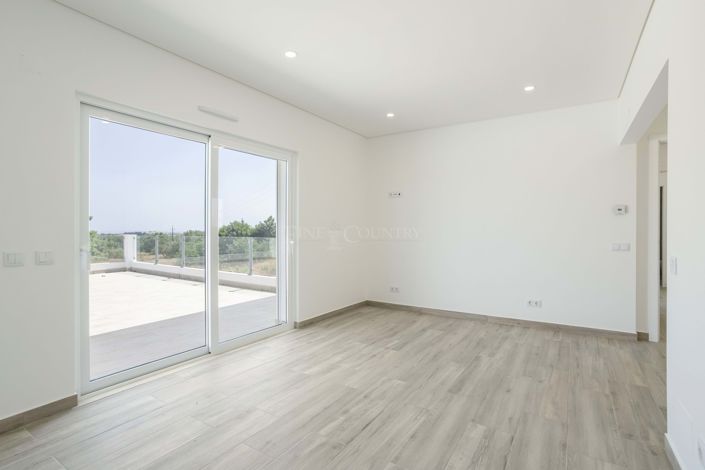 Image No.21-4 Bed Villa for sale