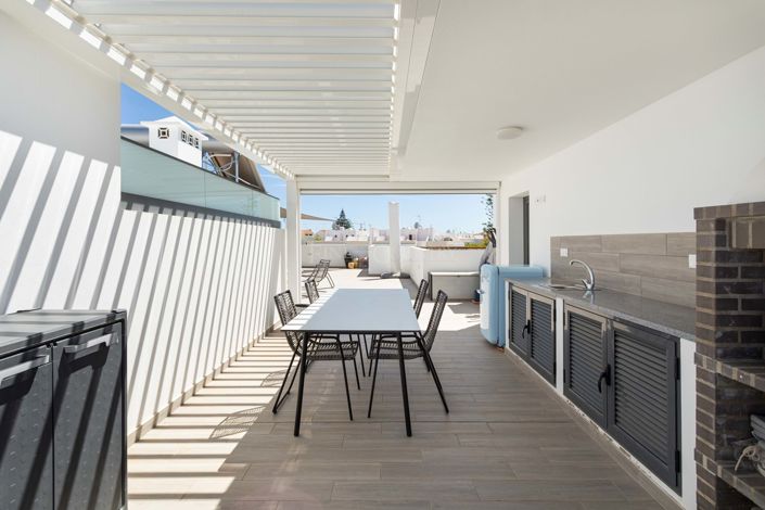 Image No.20-3 Bed Penthouse for sale