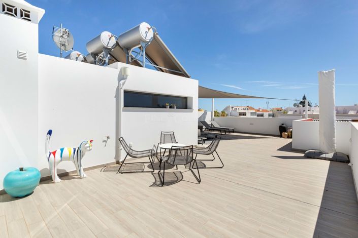 Image No.23-3 Bed Penthouse for sale