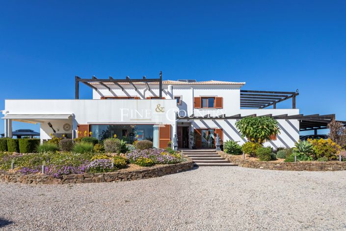 Image No.33-4 Bed Property for sale