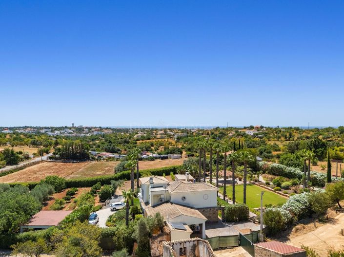 Image No.54-4 Bed Villa for sale