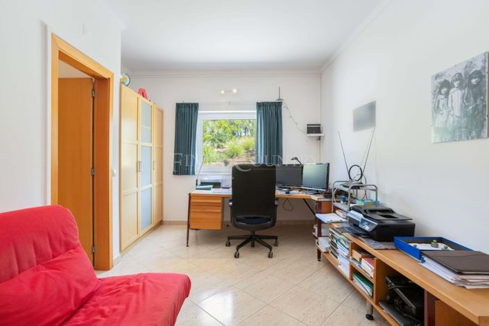 Image No.17-4 Bed Villa for sale