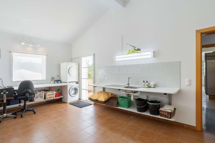 Image No.18-4 Bed Villa for sale