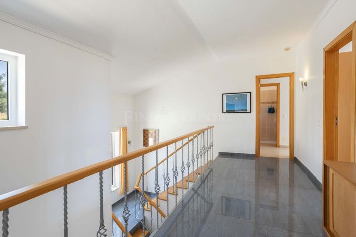 Image No.19-4 Bed Villa for sale