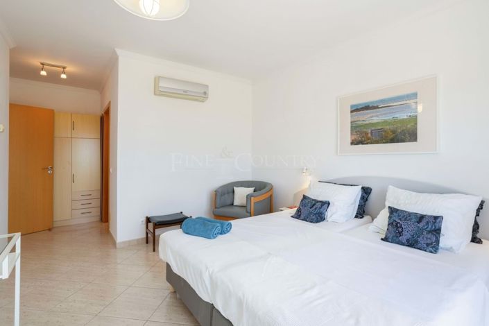 Image No.21-4 Bed Villa for sale