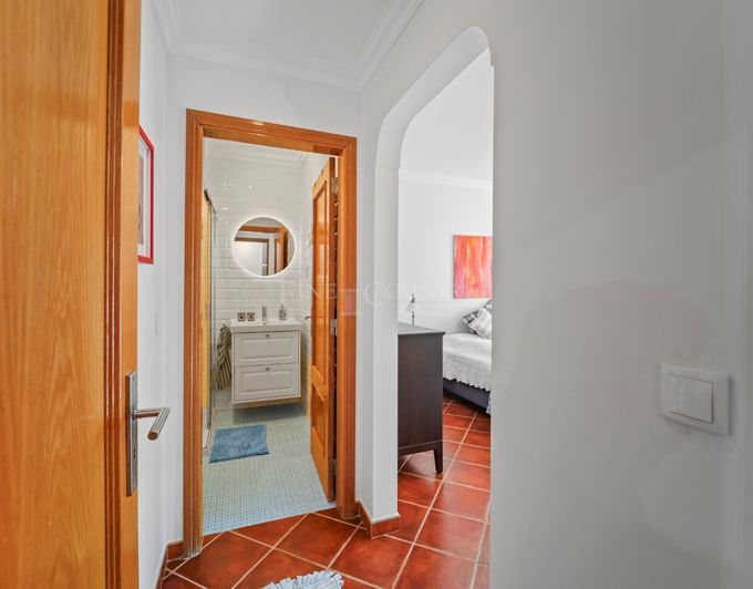 Image No.35-5 Bed Townhouse for sale