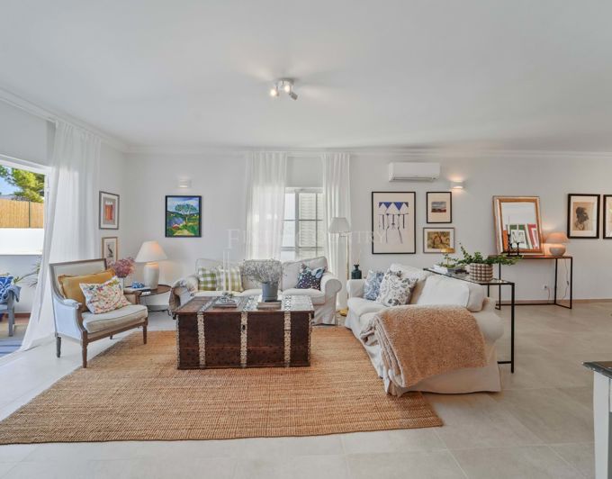 Image No.6-5 Bed Townhouse for sale