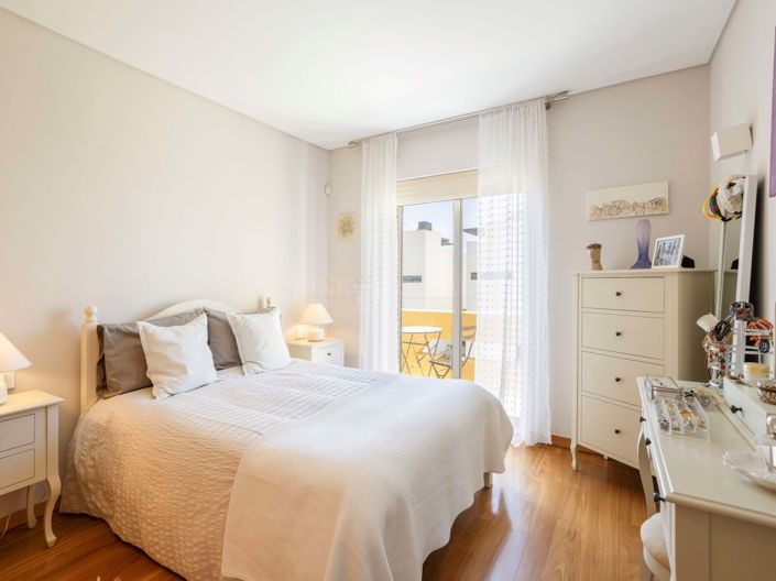 Image No.20-3 Bed Semi-Detached for sale