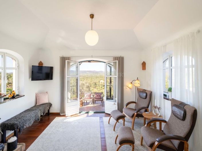 Image No.3-4 Bed Villa for sale