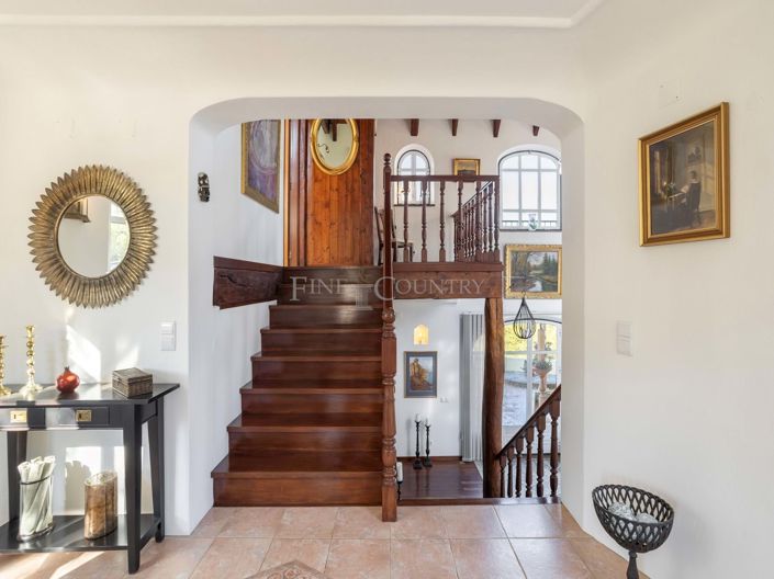 Image No.9-4 Bed Villa for sale