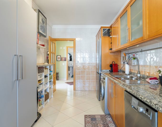 Image No.13-3 Bed Apartment for sale