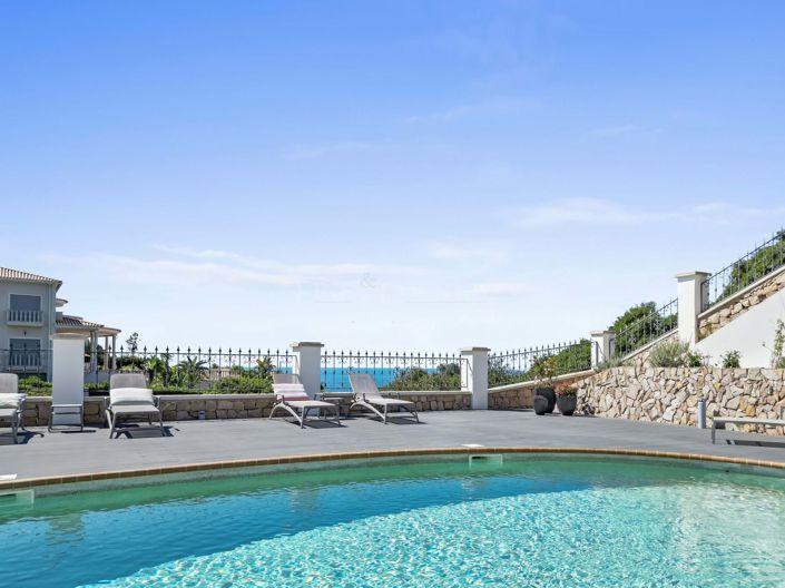 Image No.24-7 Bed Property for sale