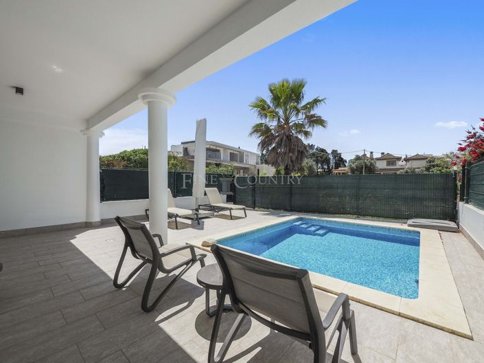 Image No.24-2 Bed Townhouse for sale