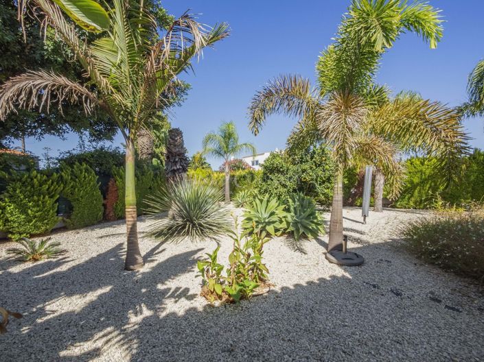 Image No.28-3 Bed Property for sale