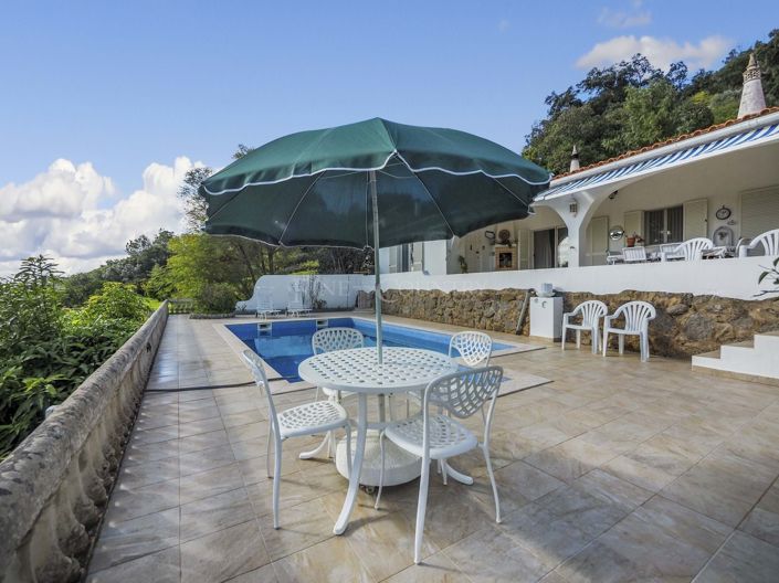 Image No.26-3 Bed Property for sale