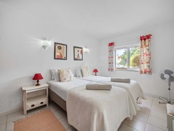 2104-364058-b952a8cbdbc2fd66601ce91bb265b9cce