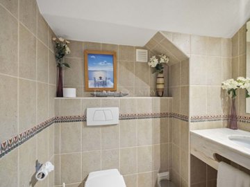 2104-364145-b952a8cbdbc2fd66601ce91bb265b9cce