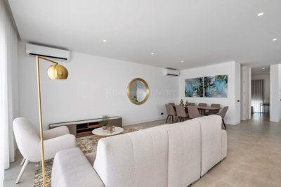 2104-245924-b952a8cbdbc2fd66601ce91bb265b9cce