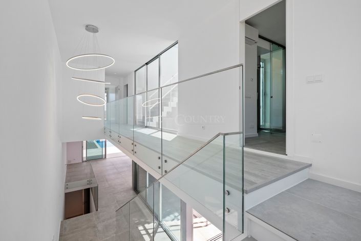 Image No.16-3 Bed Semi-Detached for sale