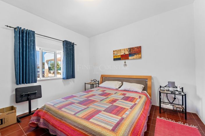 Image No.31-4 Bed Villa for sale