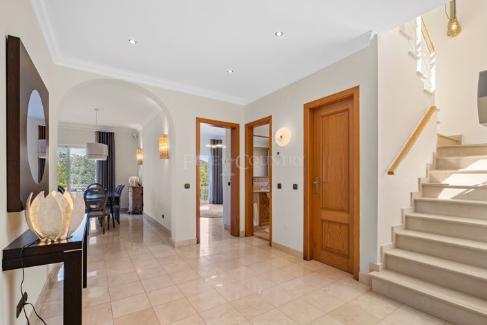 Image No.5-3 Bed Villa for sale