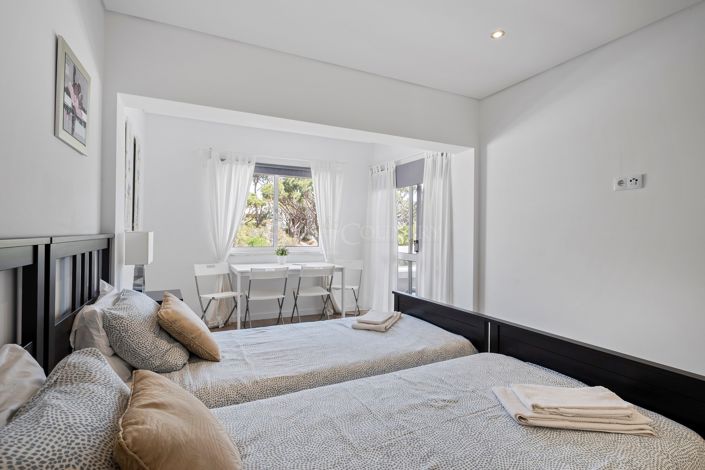 Image No.25-2 Bed Apartment for sale