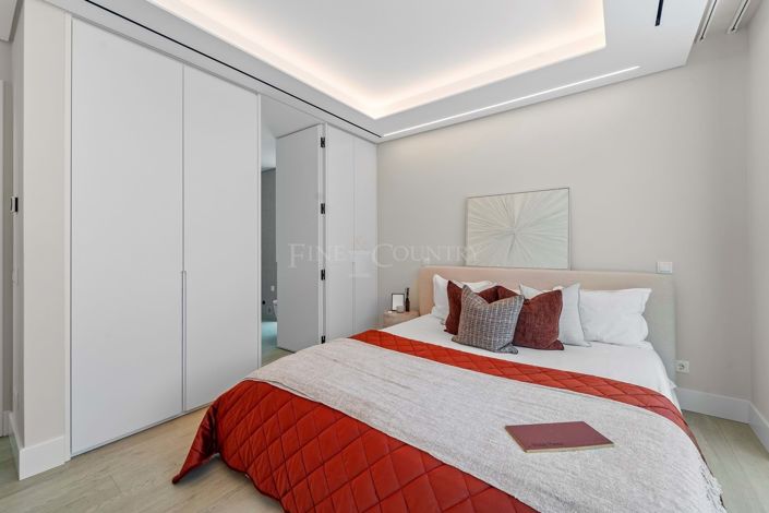 Image No.28-4 Bed Villa for sale