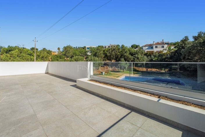 Image No.18-4 Bed Villa for sale