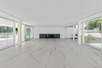 2104-353272-b952a8cbdbc2fd66601ce91bb265b9cce